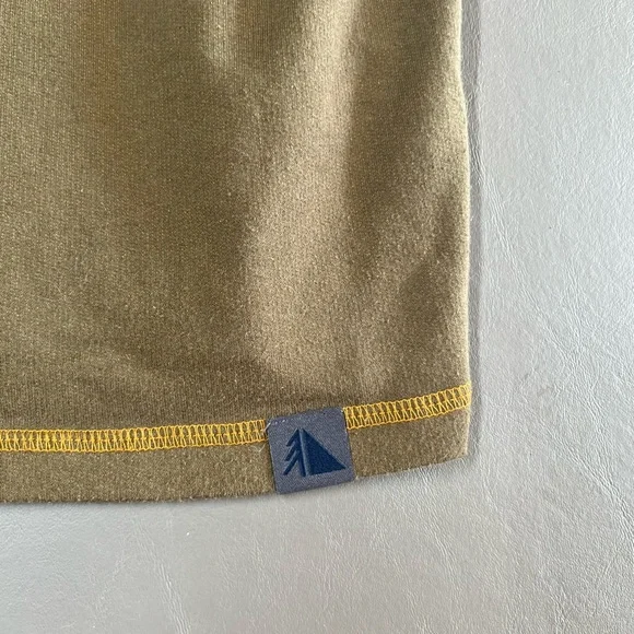 L.L. Bean Olive Henley Shirt M reg - Picture 3 of 9